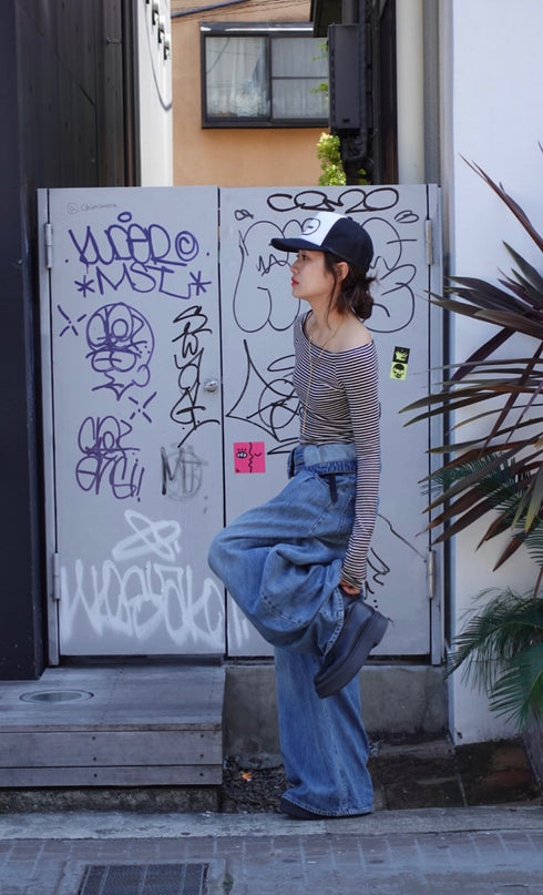 ウエストマークルーズデニム